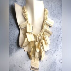 ▶️ Chico's ◀️ ADELLE BIB Statement Necklace